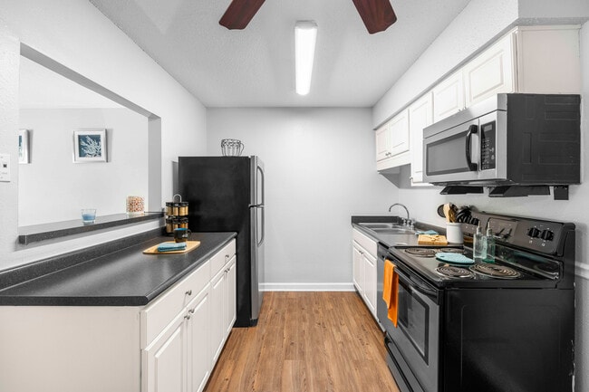 KitchenKitchen - Estes Park