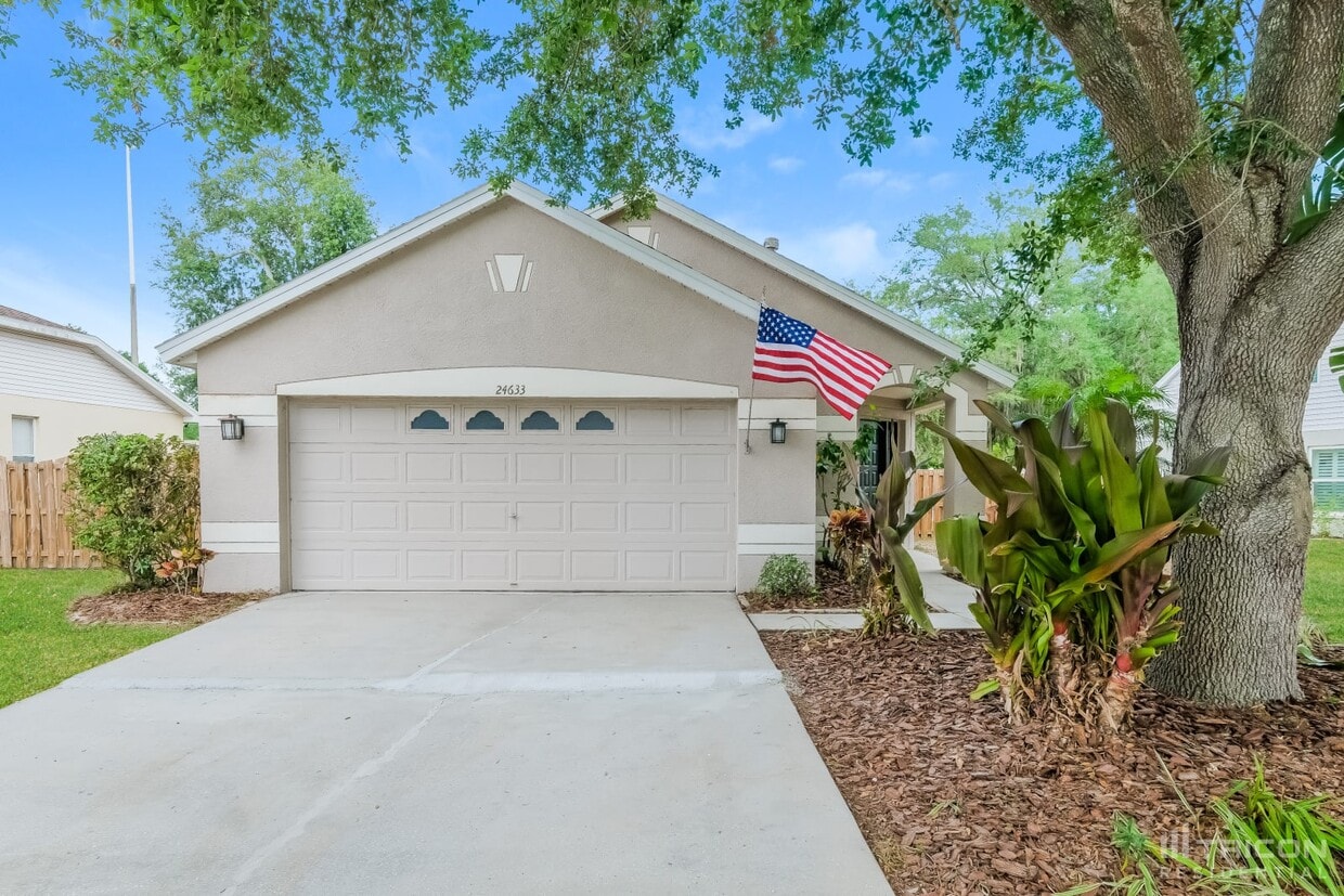 Primary Photo - 24633 Laurel Ridge Dr