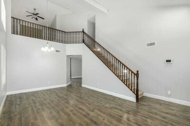 Building Photo - 34838 N Stetson Ct