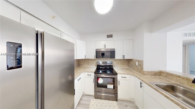 Foto del edificio - 501 SW 1st St