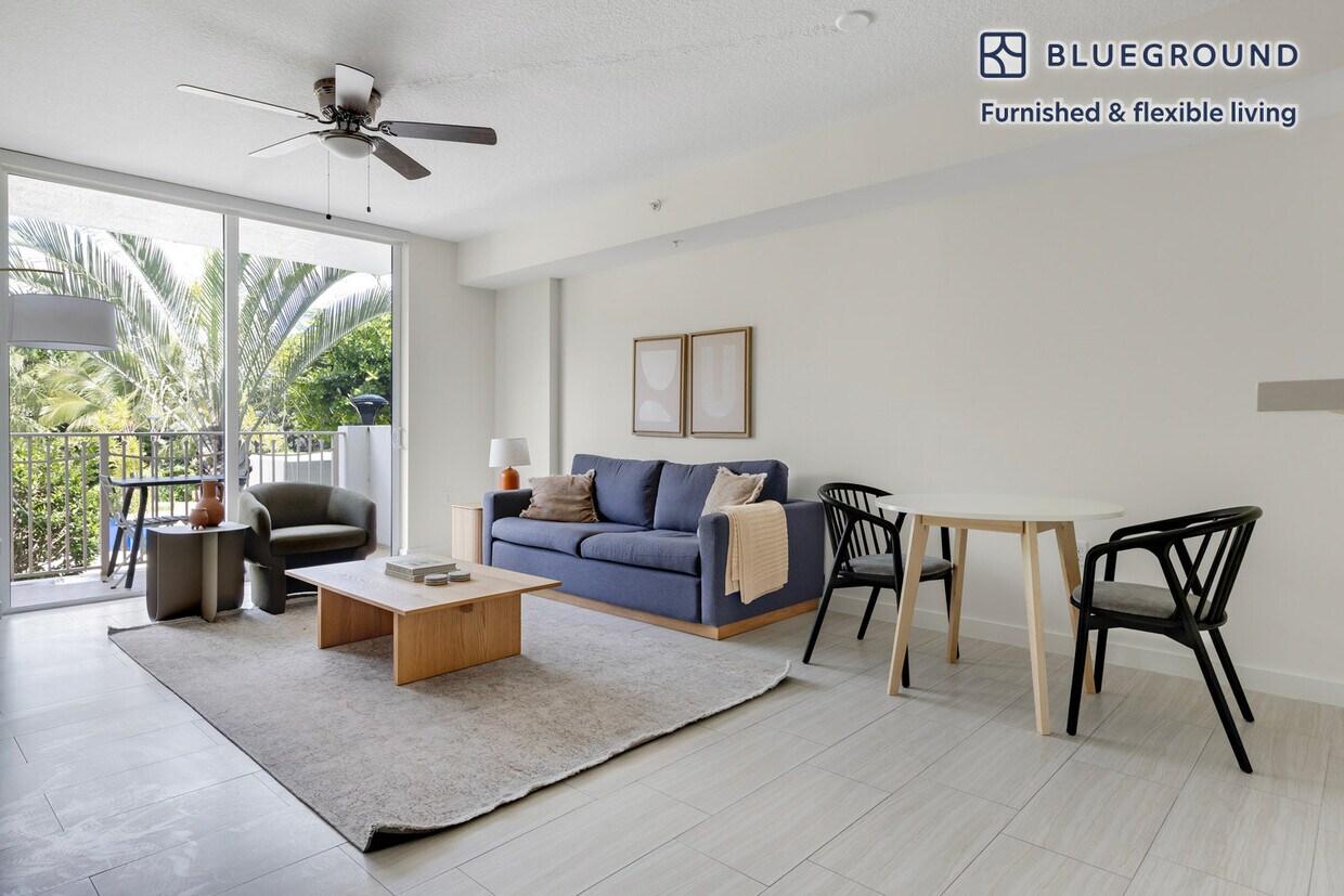 Foto principal - 601 NE 39th St