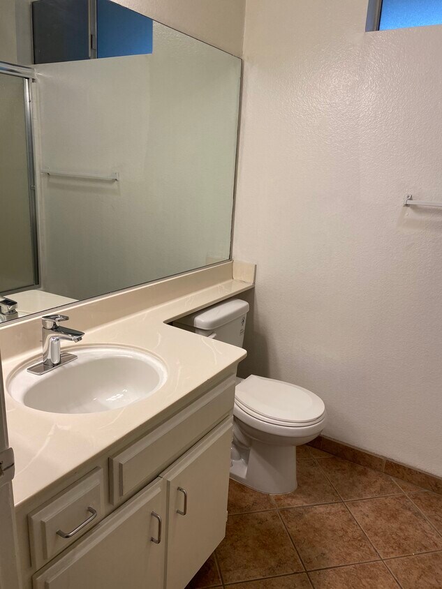 Bathroom - 3549 Hughes Ave