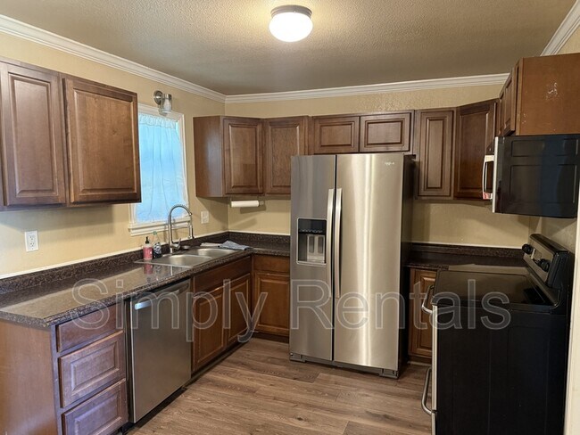 Foto del edificio - 2374 Arrow Ln