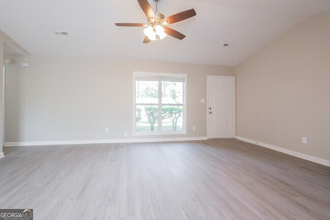 Building Photo - 108 Christopher Pl