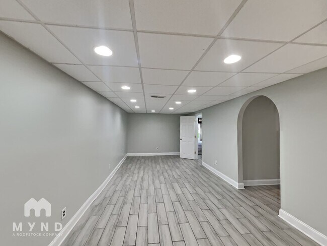 Foto del edificio - 1172 Westridge Cir