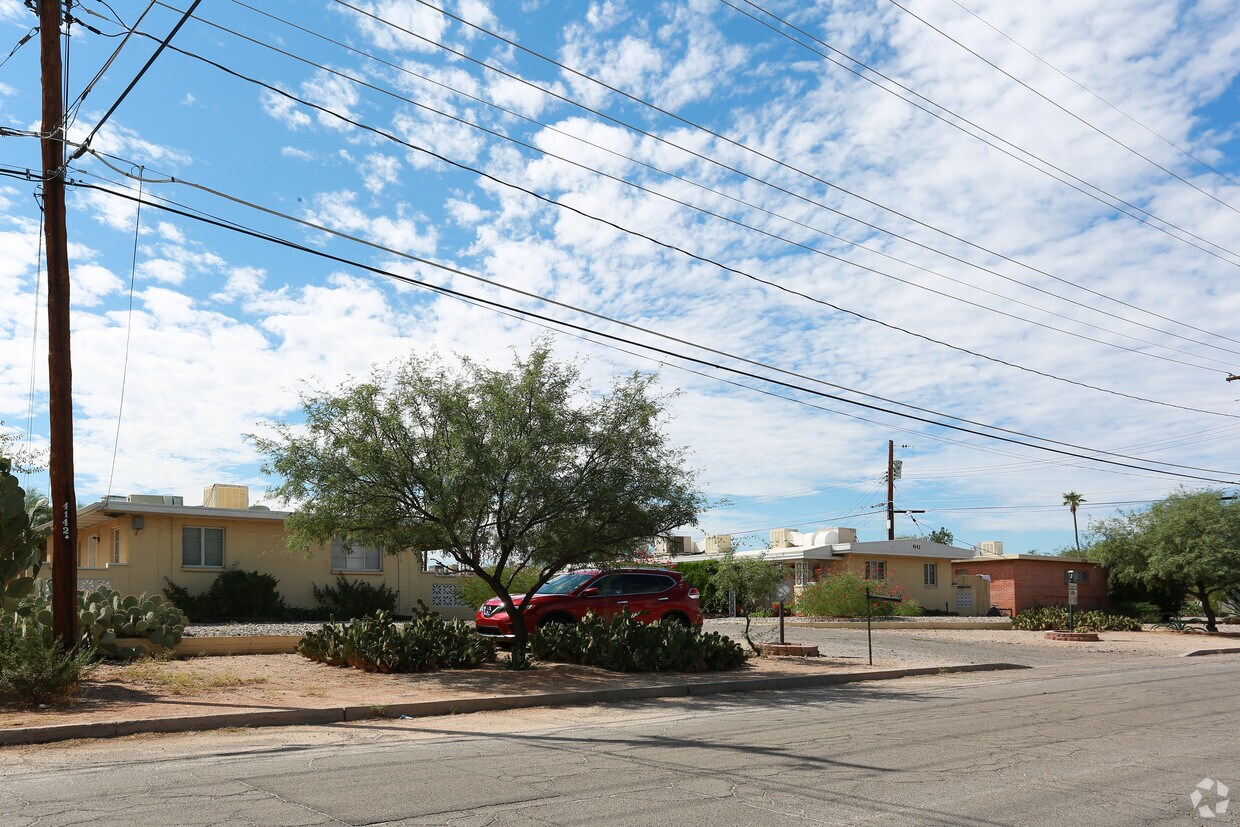 Foto del edificio - 4142 E Fairmount St