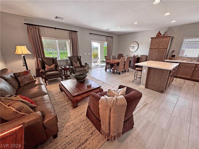 Building Photo - 5245 E La Campana Dr