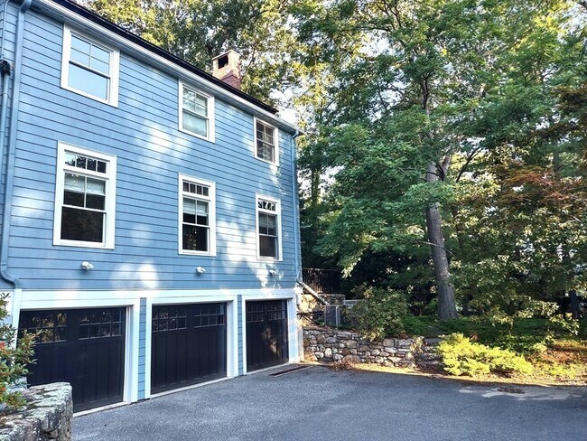 Building Photo - 64 Baskin Rd