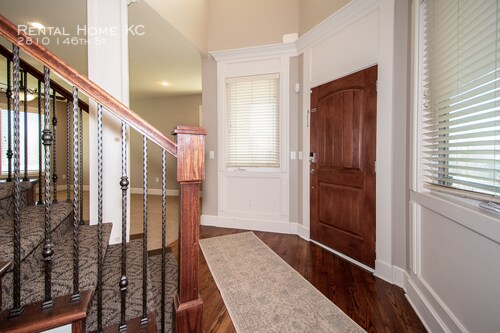 Building Photo - 2810 W 146th St