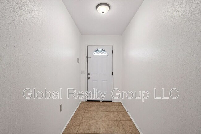 Foto del edificio - 7713 Narrow Pass St
