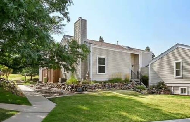 Building Photo - 7595 S Monaco Way