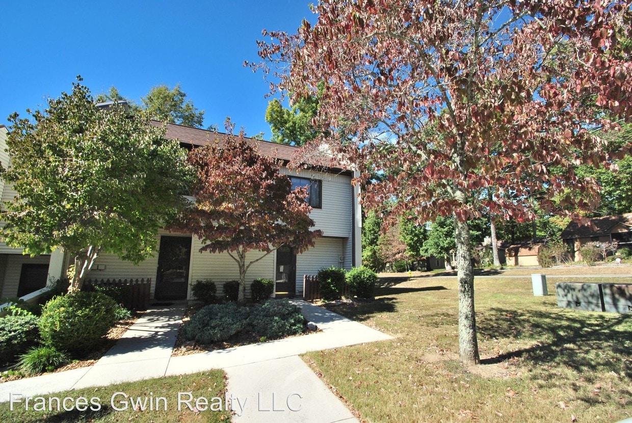 94 Wilshire Heights Dr, Crossville, TN 38558 House Rental in