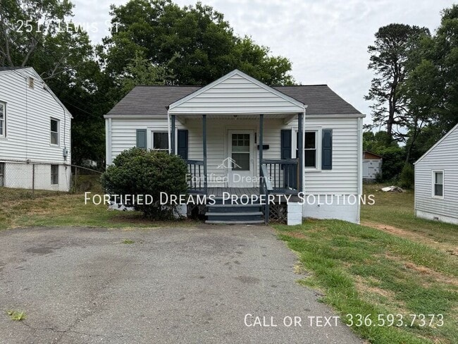 Building Photo - 2517 Lewis St