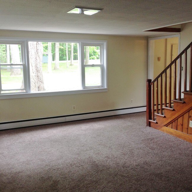 Building Photo - 12 Winterford Ln