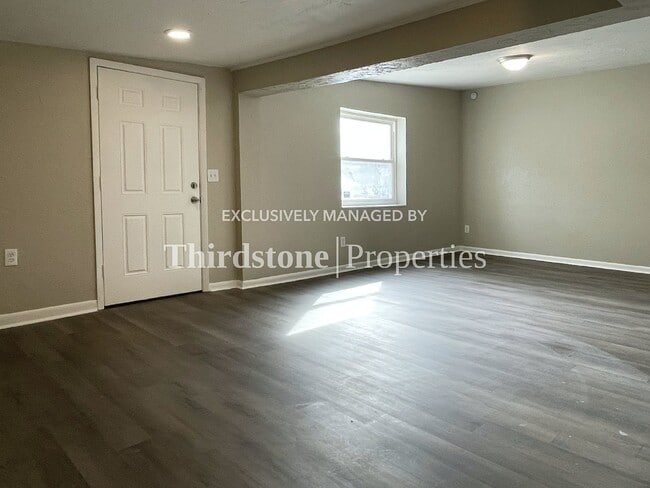 Foto del edificio - 10452 Pinehurst Dr