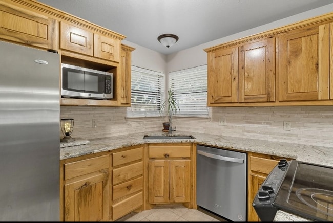 Building Photo - 220 Moonlight Trail