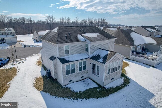 Building Photo - 101 Beaufort Ct