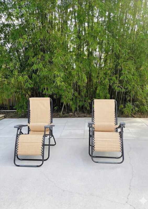 Building Photo - 916 W Drew St