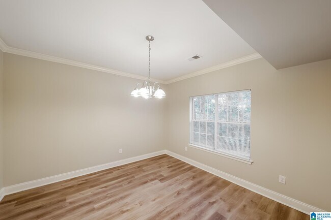 Foto del edificio - 1329 Riverford Cir