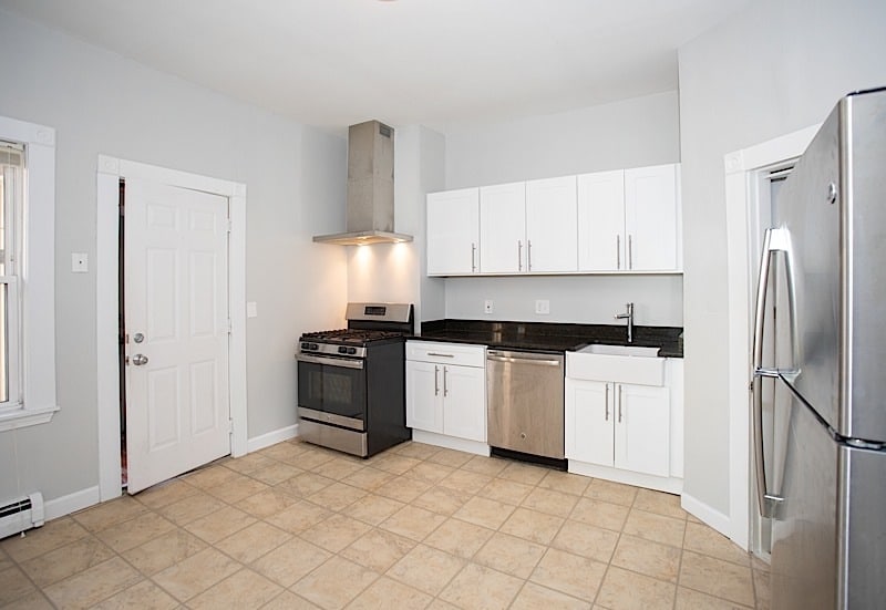 Primary Photo - 223 Prospect St