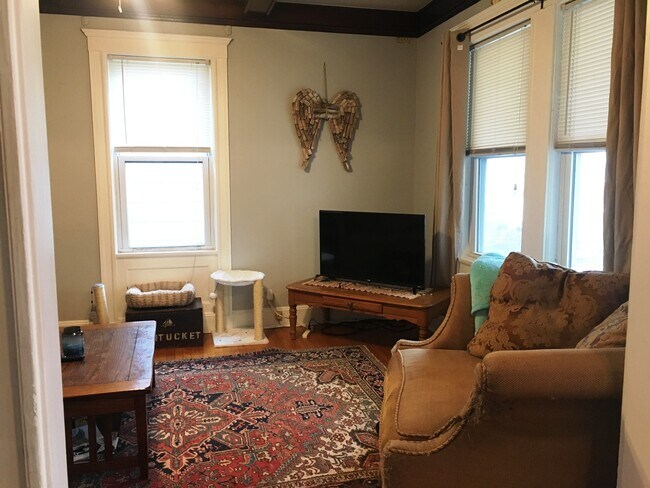 Foto del edificio - 128 Brooks St