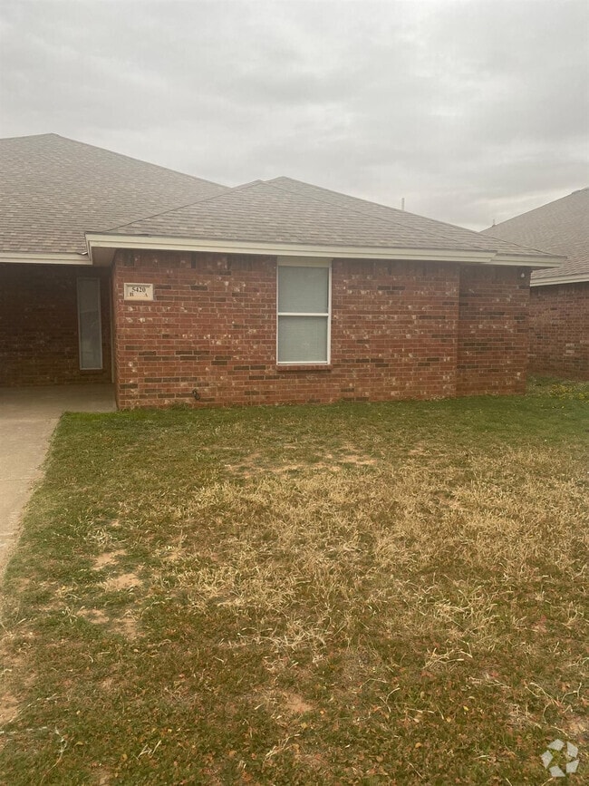 Building Photo - 5420 Kemper St