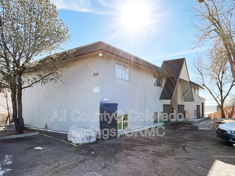 Primary Photo - 2119 Preuss Rd