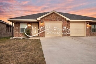 Building Photo - 2311 Duntov Dr