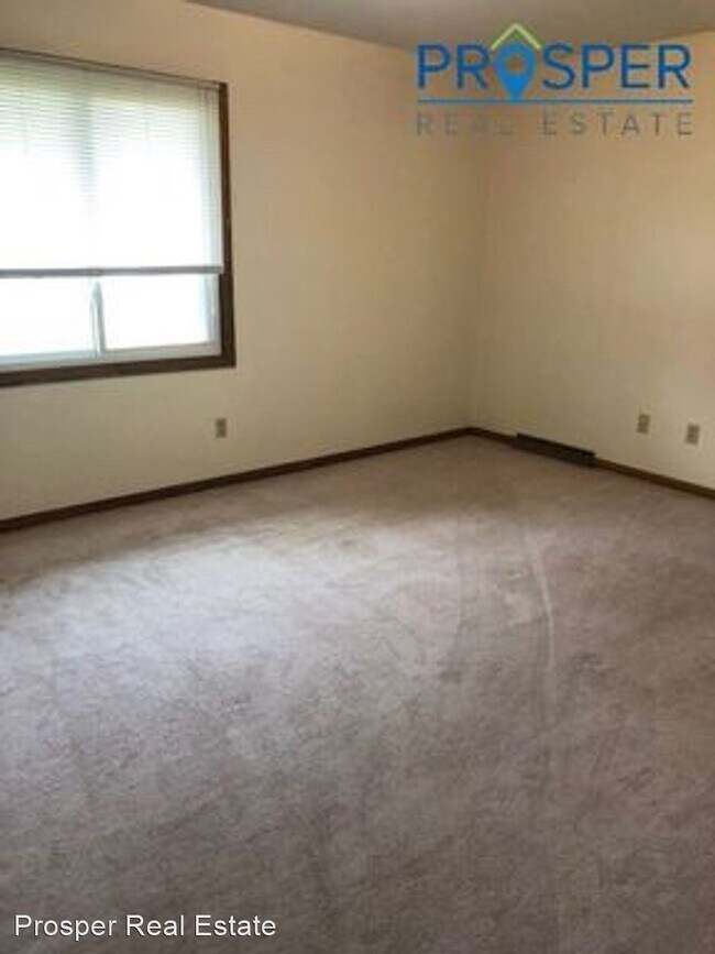 Foto del edificio - 135 N Willson Dr