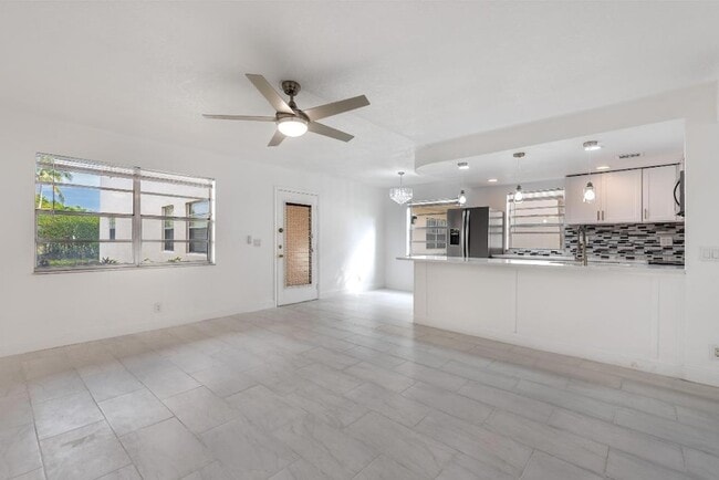 Foto del edificio - 108 Normandy Ln