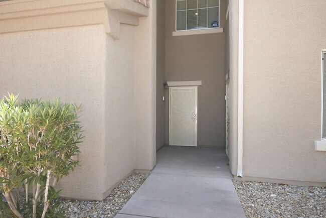 Foto del edificio - 6655 Flaminian Ln