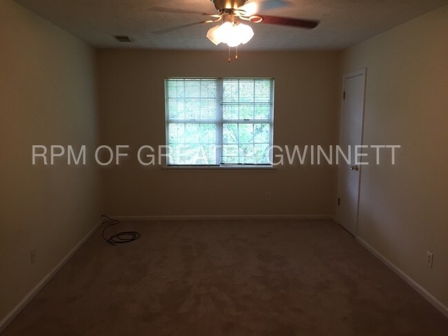 Building Photo - 3092 Gwin Oaks Dr