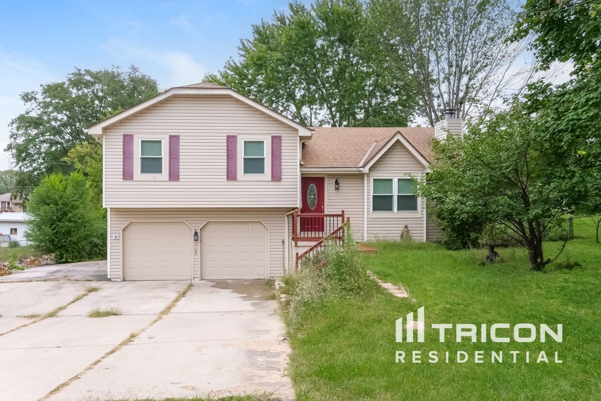 Foto principal - 15509 Kay Ave
