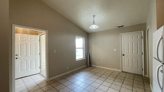 Building Photo - LINDBERG VILLAGE...Duplex