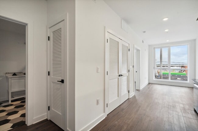 Foto del edificio - 2636 E York St