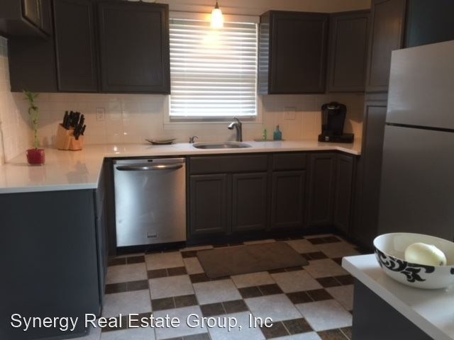 Building Photo - 3 br, 2 bath House - Potter Lane 802