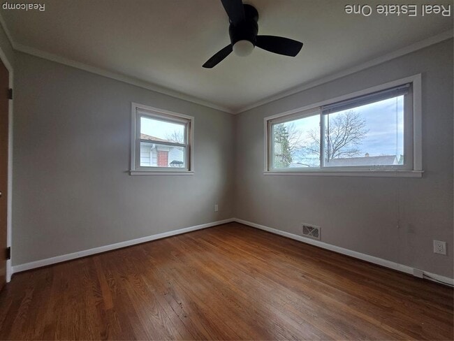 Building Photo - 28425 Alger St