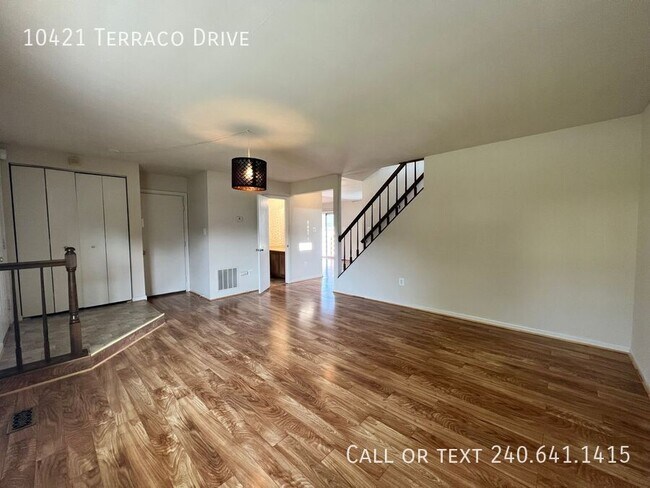 Building Photo - 10421 Terraco Dr