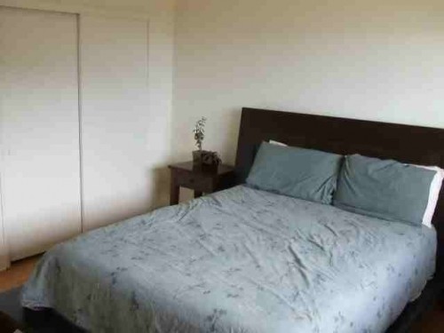 Foto del edificio - Anne Vista Court - 2 bedrooms + den