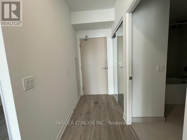 Building Photo - 2020 Bathurst St