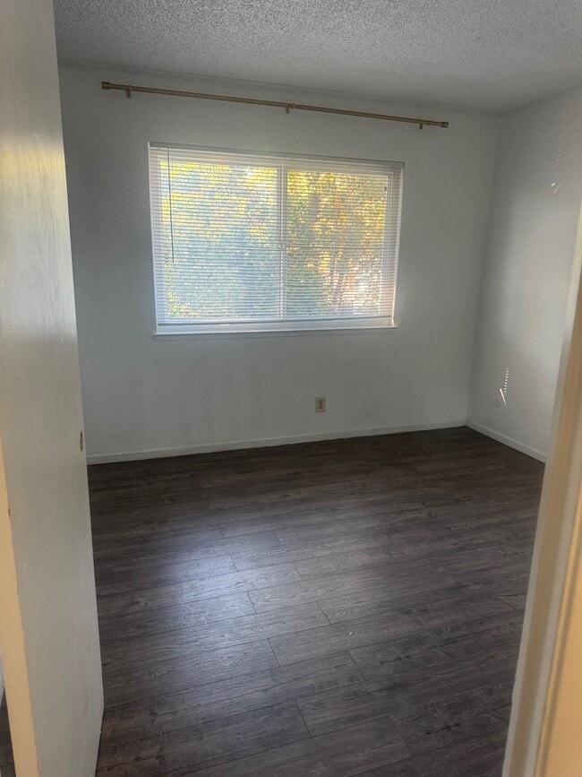 Building Photo - 5528 Keoncrest Cir