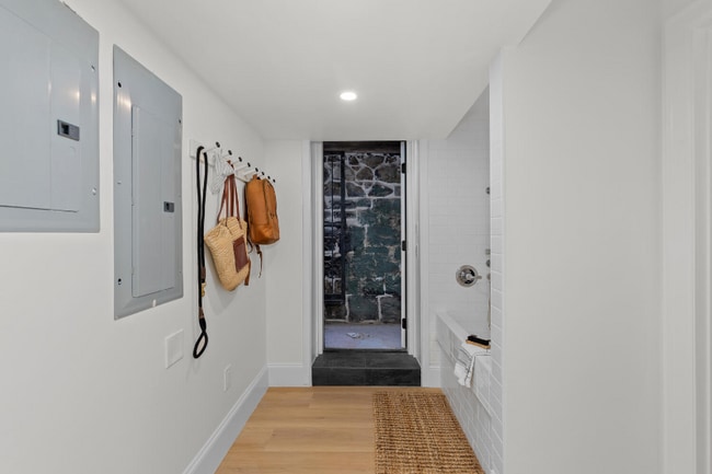 Photo - 817 29th St House