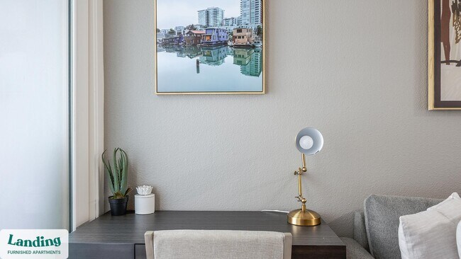 Foto del edificio - 1811 E Apache Blvd