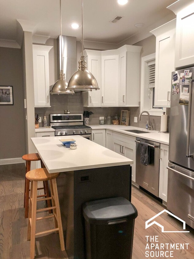 Photo - 878 West Lill Ave. Unit 2