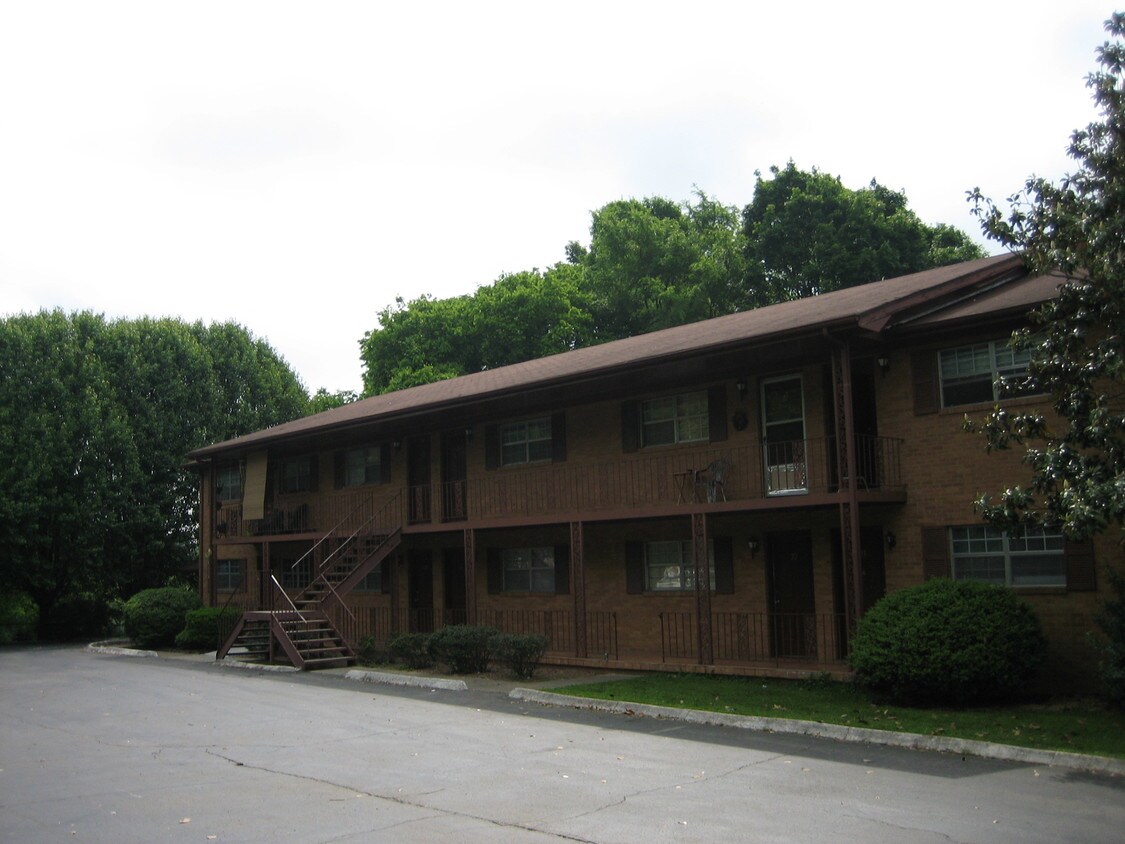 Primary Photo - Kendle Wood Apartments
