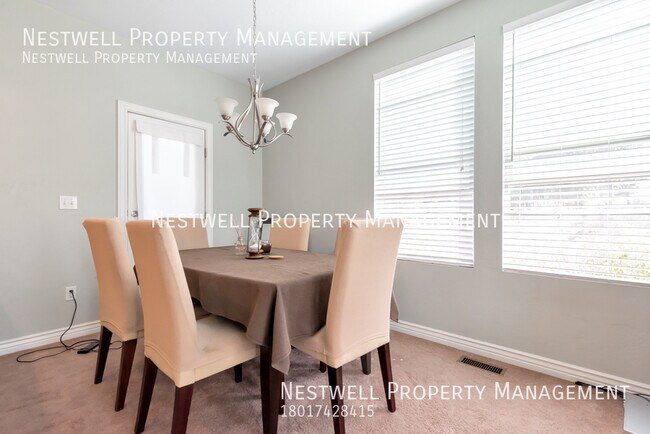 Building Photo - Cute 3-bed Home in Creekside Village. $300...
