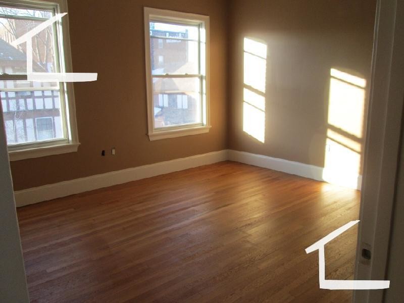 Primary Photo - 14 St Lukes Rd