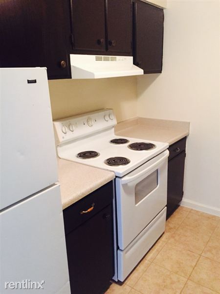 Primary Photo - 2400 Oakhill Rd