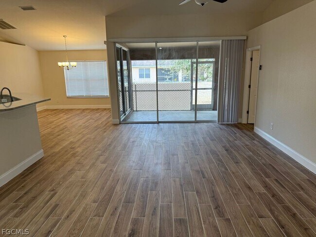 Foto del edificio - 1817 Tomaso Ave