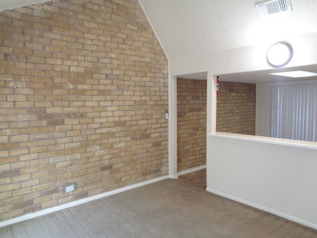 Foto del edificio - 701 Foster Dr